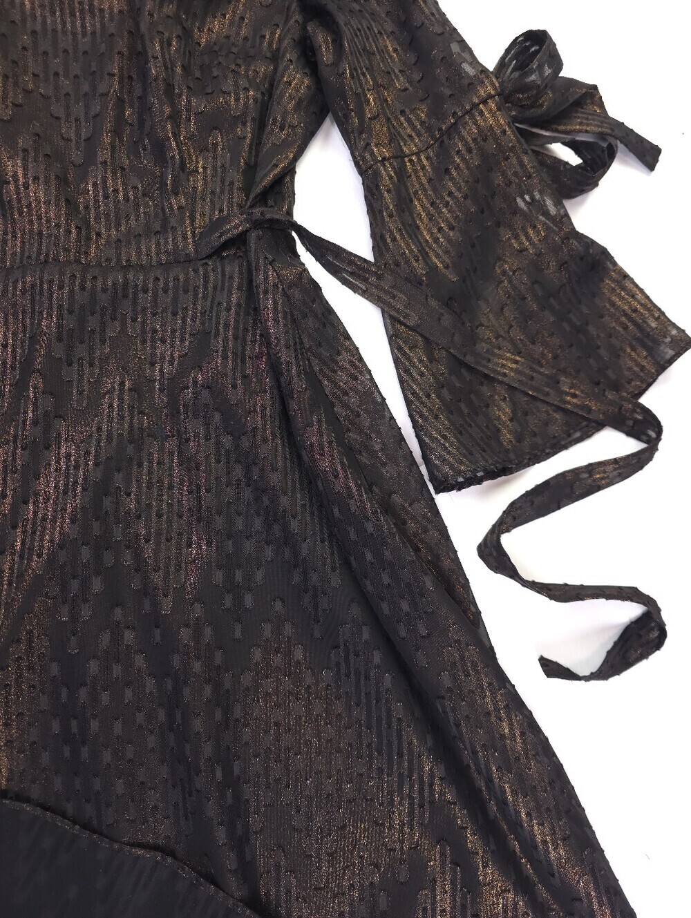 Like New Nine West Black Metallic Fit-and-Flare Dress with Tie Sleeves Sz 6 - Picture 4 of 13